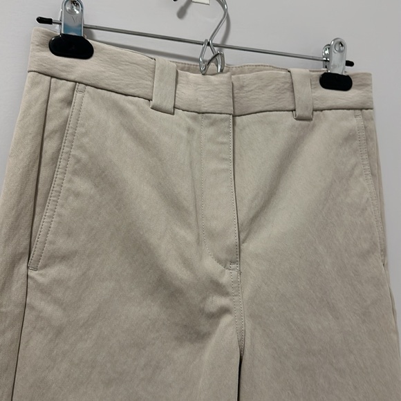 COS Cuffed Loose Fit Khaki Pants 2 - Picture 2 of 7